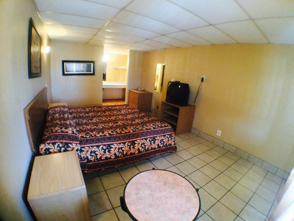 Austin Motor Inn Kültér fotó